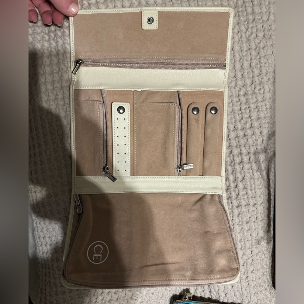 Jewelry Case - Picture 3 of 3